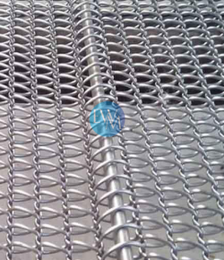 Rod reinforced chain link conveyor belting